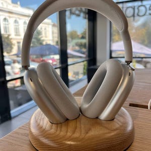 AirPods Max Charging Stand | Wooden stand designed specifically for your AirPods Max | Comes with built-in magnetic Lightning charging cable