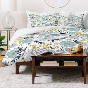 Floral Duvet Cover: Lightweight Blue and White Bedding, Twin/Queen/King Sizes
