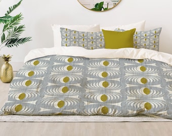 Gray Comforter / Mid Century Modern Comforter / Lightweight Comforter / Bedding / Queen Comforter / King Comforter / Retro Bedding / Gray
