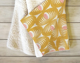 Yellow Blanket / Mid Century Modern Blanket / Fleece Blanket / Throw Blanket / Retro Decor / Cozy Blanket / Mid Century / Couch Blanket