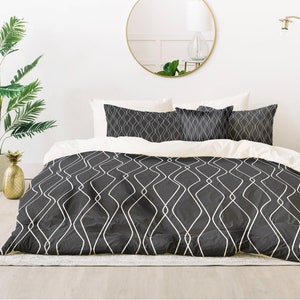 Comforter / Minimalist Decor / Modern Comforter / Comforter King / Comforter Queen / Modern Bedding / Geometric Bedding /Lightweight Bedding