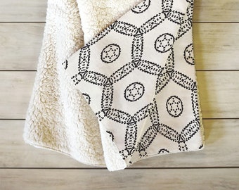 Fleece Throw Blanket / Black and Ivory Decor / Soft Throw Blanket / Cozy Blanket / Geometric Throw Blanket / Couch Blanket / Sherpa Fleece