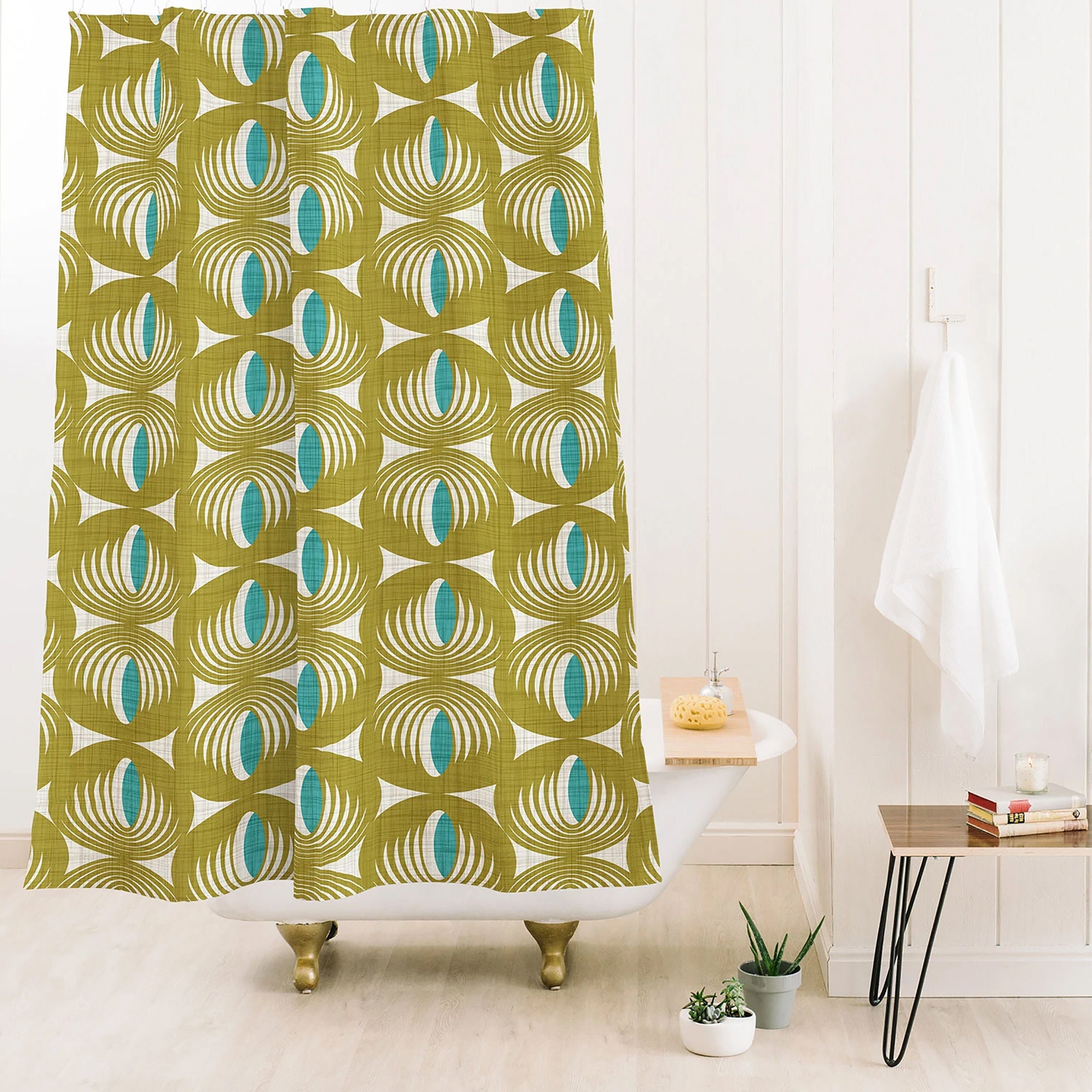 Green Shower Curtain / Bathroom Decor / Retro Shower Curtain / Mid Century Modern Shower Curtain / Geometric Shower Curtain / Retro Decor