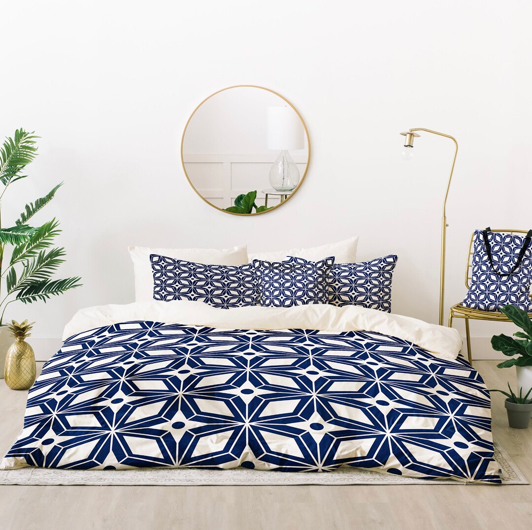 Mid Century Modern Geometric Comforter / King Comforter / Blue