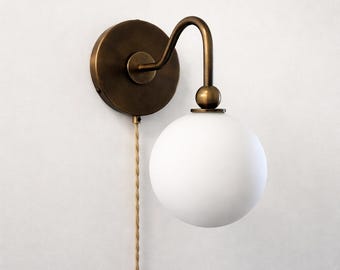 Mid Century Brass Wall Sconce -- Plug-in Wall Lamp --  Bedside Vanity Light. No.0153