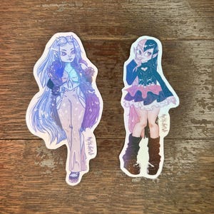 Draculaura / Abbey Sticker | Monster High