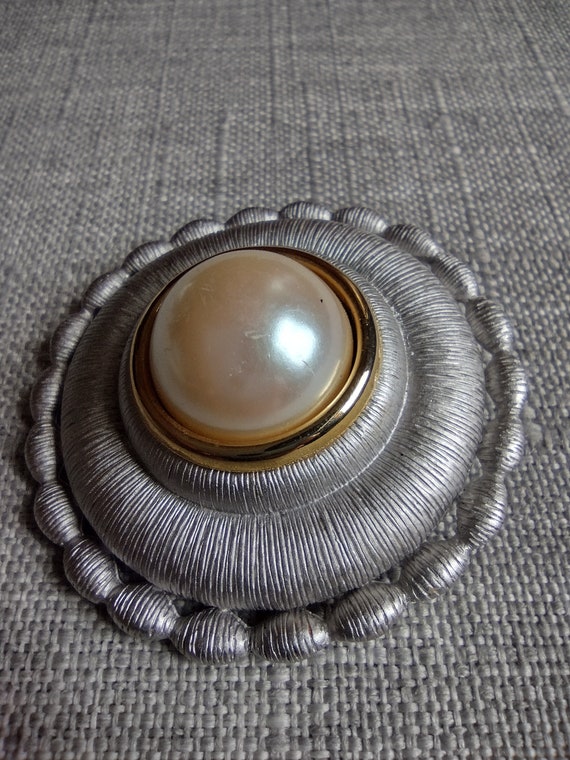 Monet Pearl and silver brooch