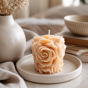 Rose Flower Candle, Handmade Floral Scented Candle, Romantic Gift for Her, Home Decor Candle, Scented Flower Candle, Elegant Candle Gift image 2