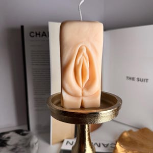 Vagina candle, vulva candle, funny candle gift, joke, funny gag gift, bachelorette party decor, adult novelty gift, sexy candle, present image 10