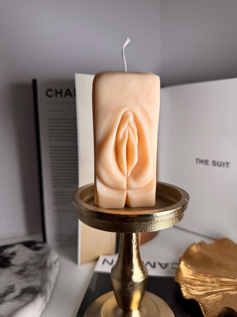 Vagina candle, vulva candle, funny candle gift, joke, funny gag gift, bachelorette party decor, adult novelty gift, sexy candle, present image 10