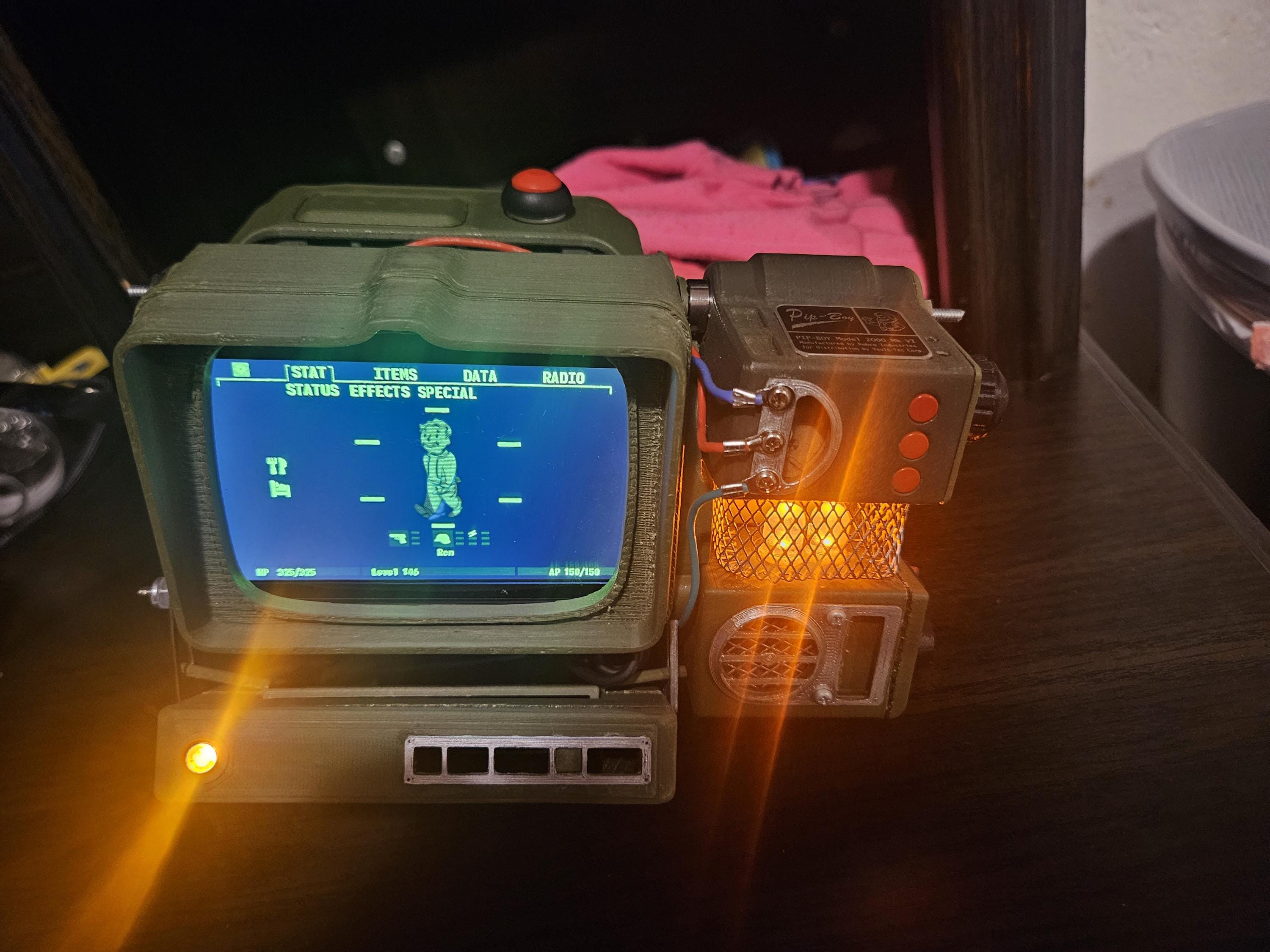 Pip Boy 2000 - Etsy Pip Boy 2000 - Etsy