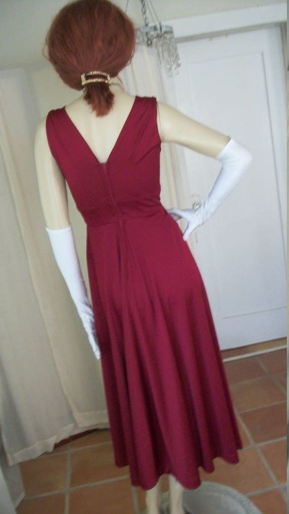 Vintage 1950s Style Deep Ruby Red Jersey Gown Siz… - image 3