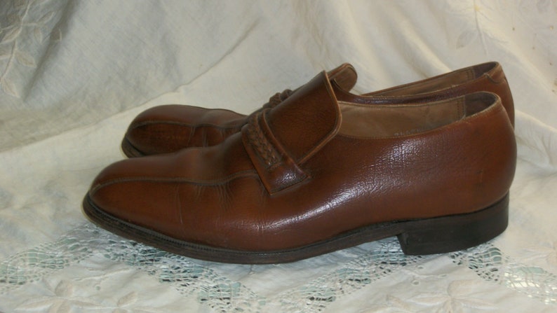 Vintage 60s 70s Mens Caramel Brown Leather Classic Loafers Size 8 12D Womens Size 9 12M