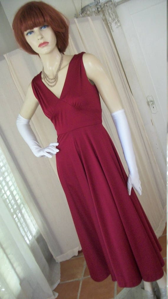 Vintage 1950s Style Deep Ruby Red Jersey Gown Siz… - image 4