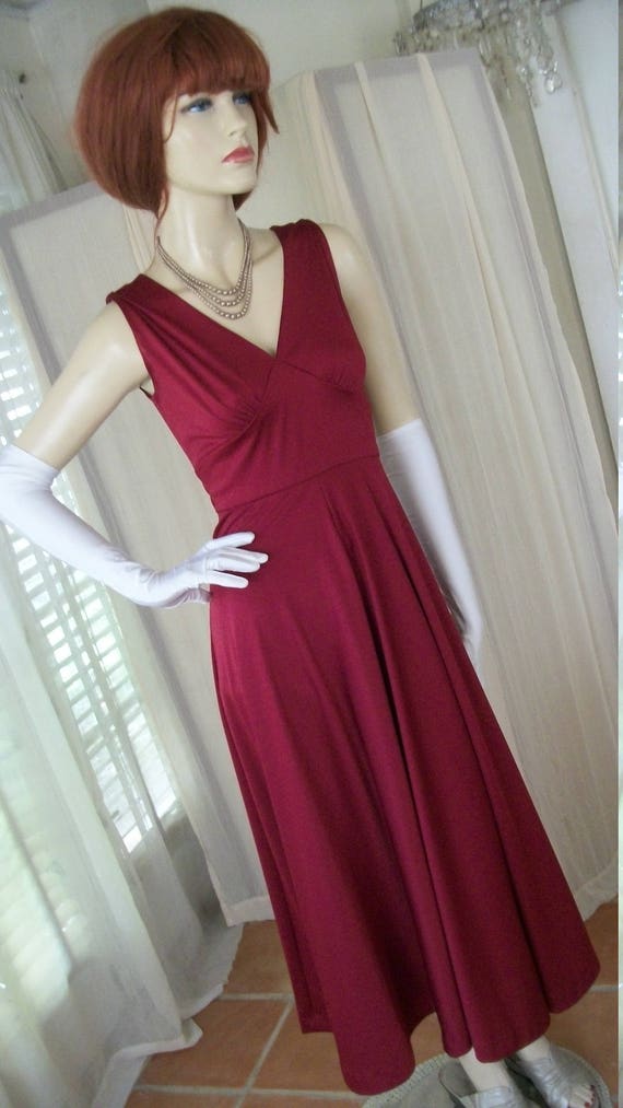 Vintage 1950s Style Deep Ruby Red Jersey Gown Siz… - image 2