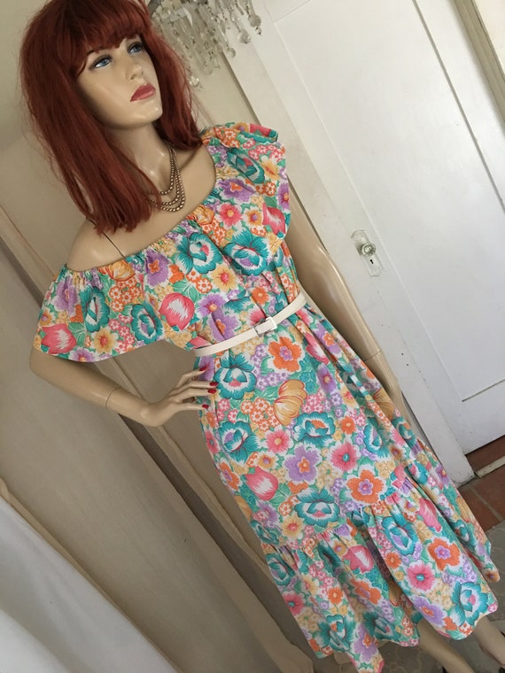 Vintage 1940s Style Floral Cotton Day Dress Rocka… - image 1