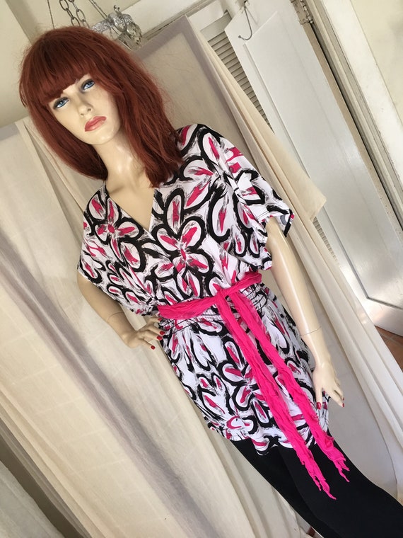 Vintage 1920s Style Vivid Tunic Top with Hot PInk… - image 4