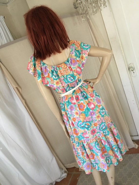 Vintage 1940s Style Floral Cotton Day Dress Rocka… - image 7