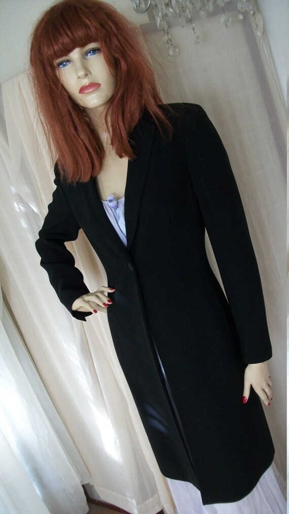 Vintage 1940s Style Black Crepe Evening Coat Ann … - image 4