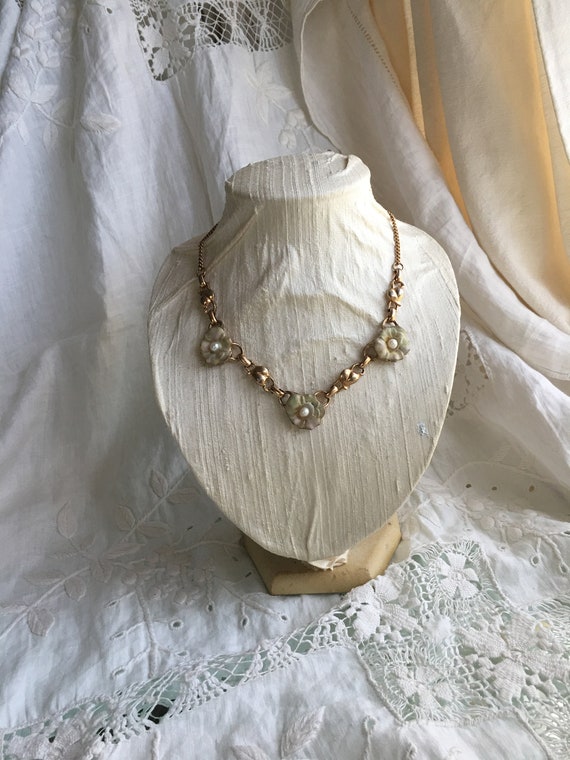 Vintage Enamel Flower Choker: 1940s Pearl Center … - image 6