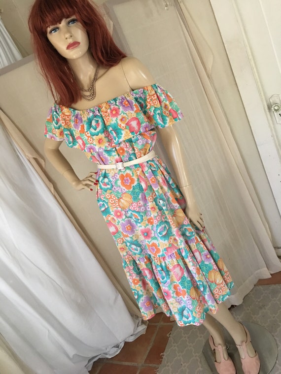 Vintage 1940s Style Floral Cotton Day Dress Rocka… - image 3