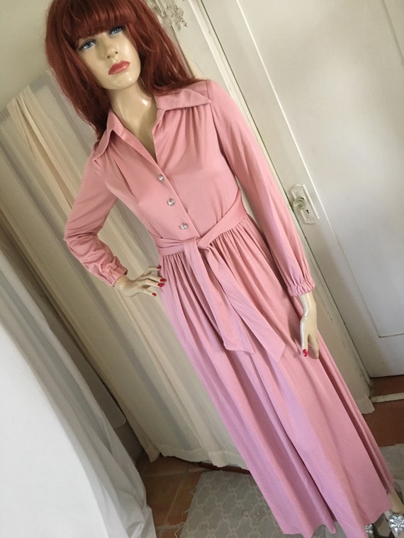 Vintage 1940s Style Lovely Rose Pink Dressing Gown