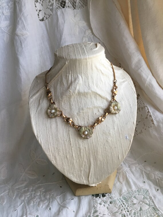 Vintage Enamel Flower Choker: 1940s Pearl Center … - image 4