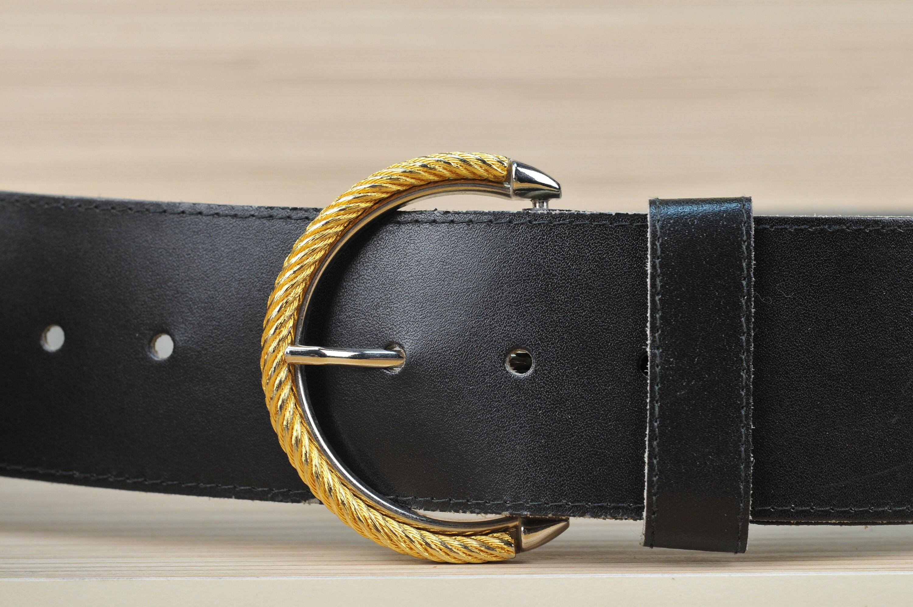 PLEASE HELP I’m looking for this belt in size 85.
Black and gold ? Black Comfort Click Belt With Gold Buckle - Two Circle  main image 3