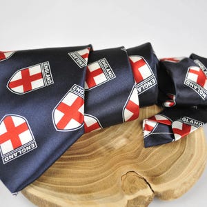Hand made NeckTie from England 100% Polyester Blue Color Necktie With English Flag Pattern English Fans Tie