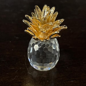 2&quot; Crystal Pineapple with Gold Leaves