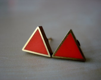 hot coral small brass triangle stud earrings
