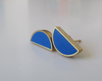 royal blue brass half moon stud earrings