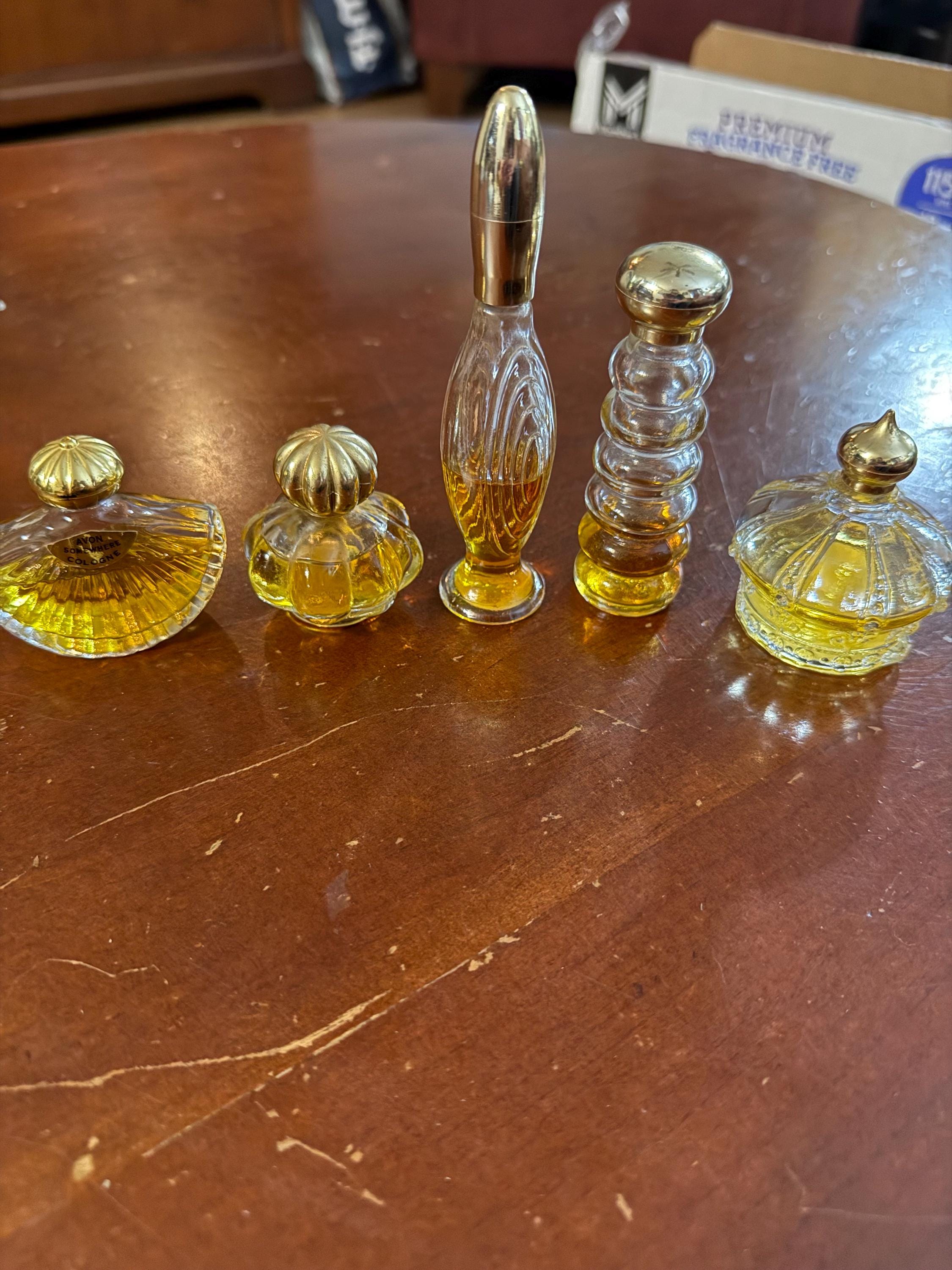 希少 AVON 1970年代 ヴィンテージ 香水瓶 パフュームミルクガラス