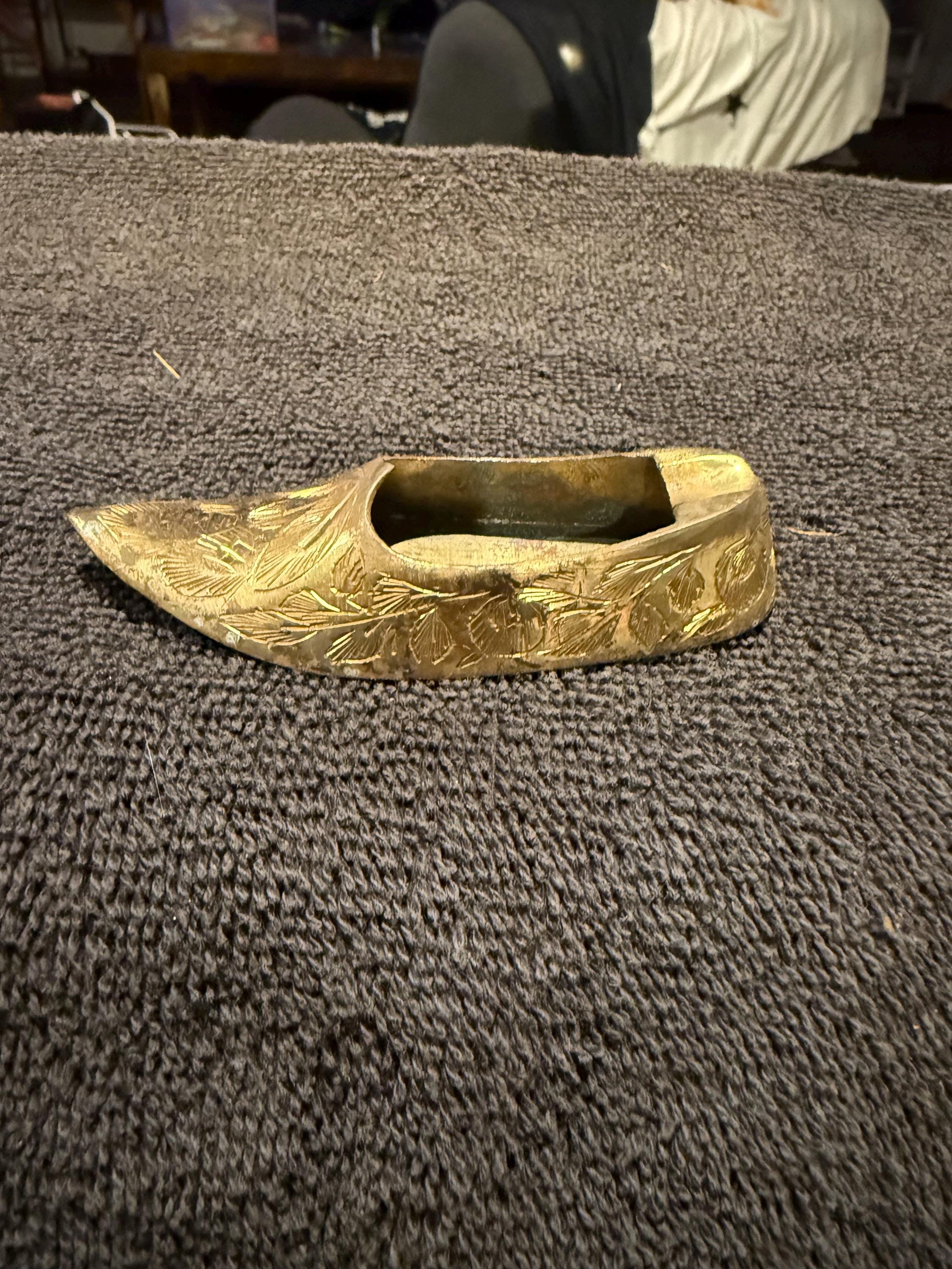 Vintage Small India Brass Shoe Ashtray - Etsy Canada