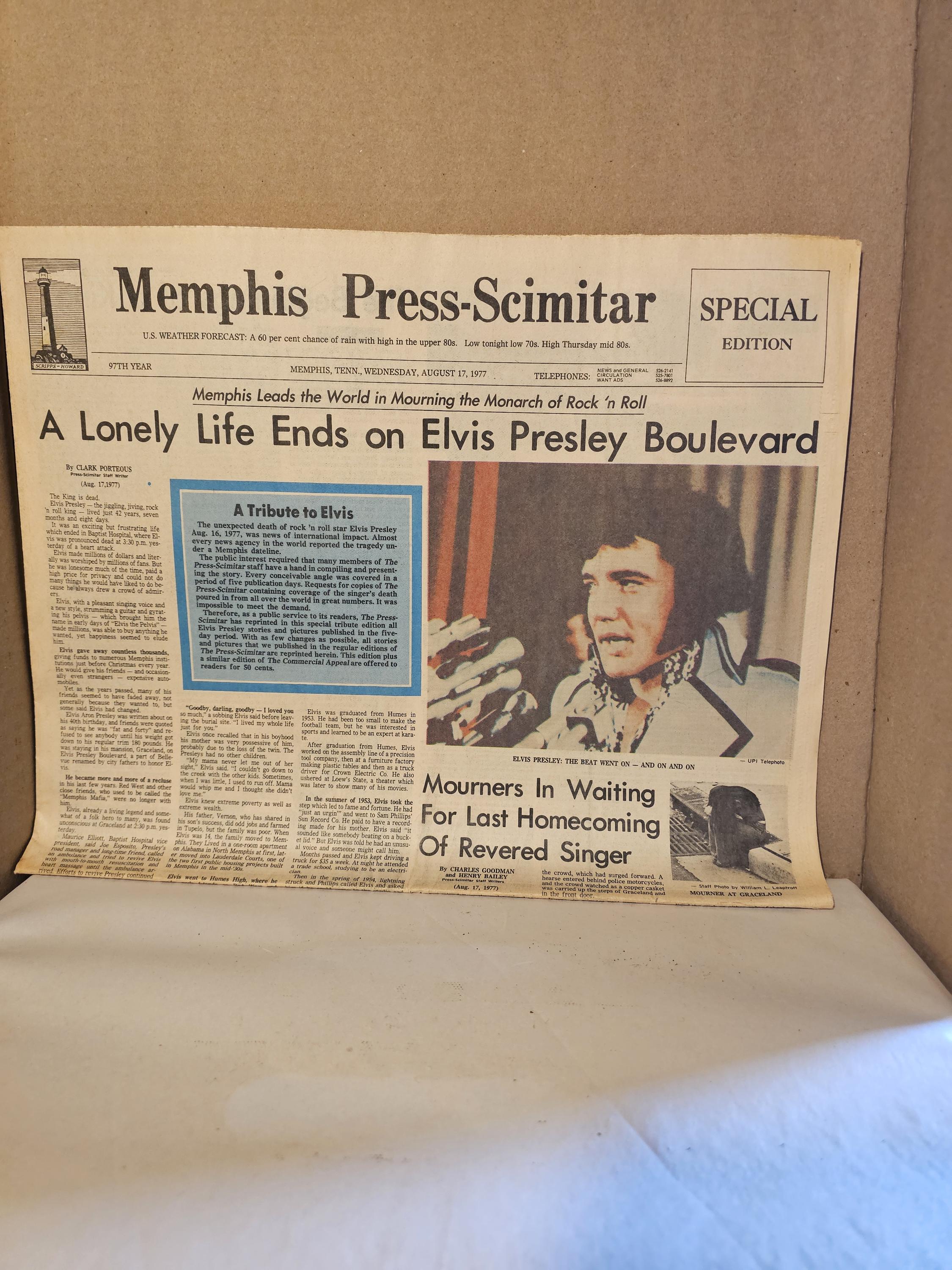 激レア‼️エルヴィス・プレスリーの新聞記事 il_fullxfull.6451079469_i7nr.jpg