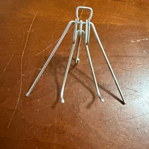 Vintage Metal Small Plaque Stand