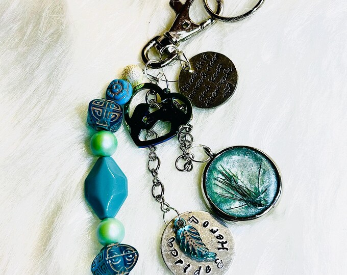 Personalized Pet Hair/Ash Keychain (Aquas)