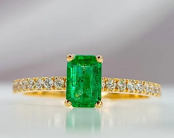 18K Solid Gold Emerald Diamond Ring, Vintage Style Statement Jewelry