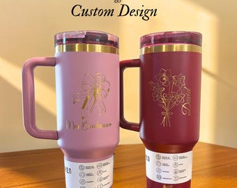 Copo térmico Stanley de 1,18 litro com alça, personalizado com nome gravado, ideal para presente de volta às aulas para professores, alunos e outros estudantes.