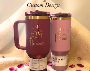 Copo térmico Stanley personalizado de 1,18 litro (40 oz), Semana da Enfermagem, presente para enfermeira, profissional de saúde, copo com alça e nome gravado, tampa com canudo retrátil.