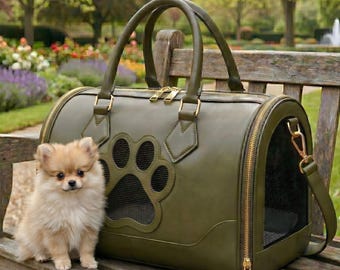 グリーンレザーのペットキャリーバッグ｜肉球柄メッシュ付き犬用トラベルトート｜小型ペット用ダッフルバッグ