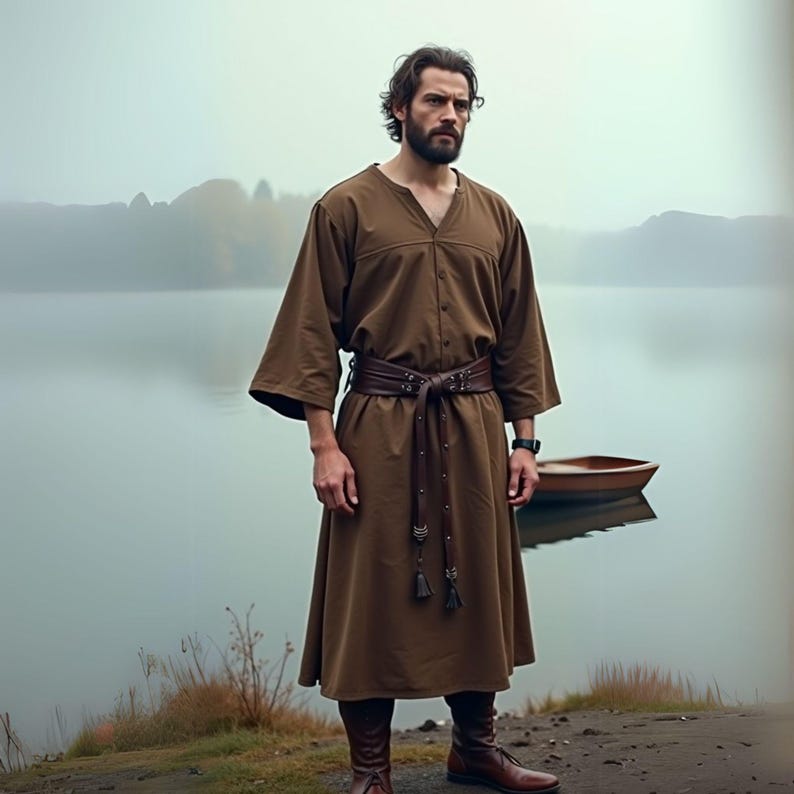 Medieval Men's Tunic | Vintage-inspired Loose-fit V-neck Tunic With ...