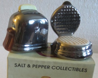 The Vintage Ceramic Waffle Maker and Toaster Silver glazed salt and pepper shakers Style #325