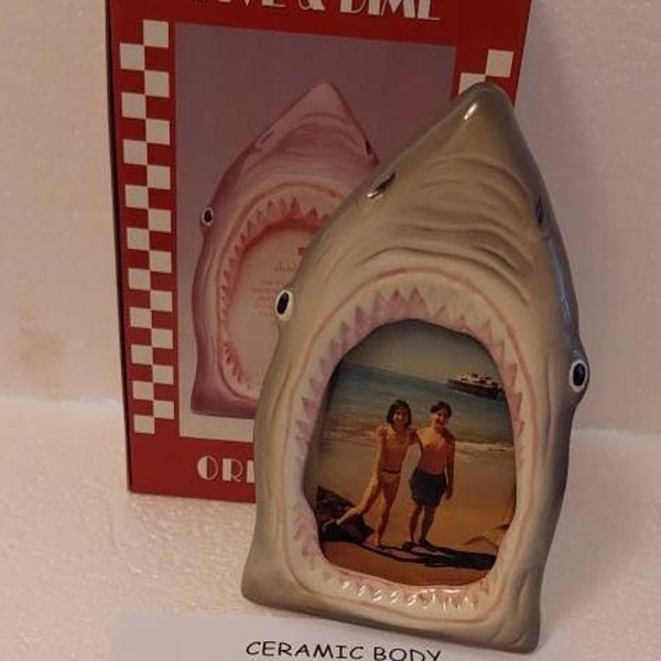JAWS! A Vintage WHITE SHARK Picture Frame  ~ 9-1/2 inches Tall  Ceramic ~ 4" x 6" photo ~ Style #315 - A Perfect Holiday Gift