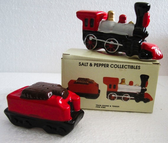 A Vintage Train Engine and Coal Car ceramic salt and pepper shakers 5" pair NOS Style #390