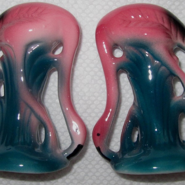 A Vintage Ceramic Pair of The Feeding Flamingo Salt and Pepper Shakers  ~ 2-1/2" Tall ~ Style #825