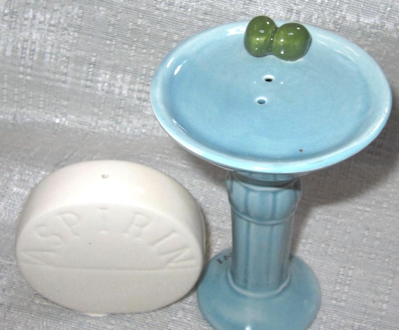 A Vintage Ceramic Martini Glass and Aspirin 4-1/4" Tall set of Salt and Pepper Shaker Collectibles ~ from 1997, Style #415