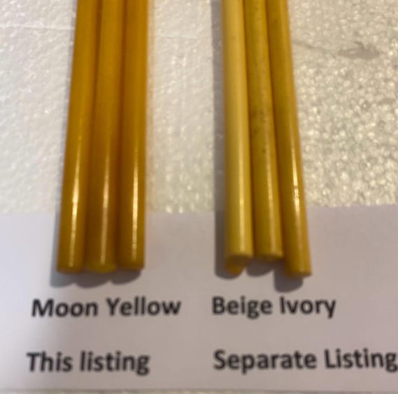 Vintage Bakelite Catalin Round 1/4" diameter x 7" and 8gr Rods in a Lemon Yellow color AMERICAN