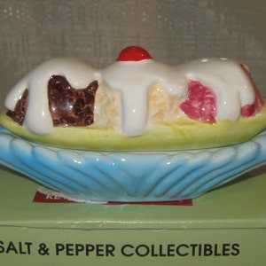 Vintage Banana Split Ice Cream Sunday Salt & Pepper Shakers 4-1/2" ~ Ceramic ~ Style #368