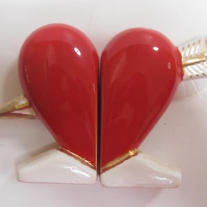 Vintage Ceramic 3” Tall Arrow Piercing the Heart Salt & Pepper Shakers by Sarsaparilla Deco Designs  Style #960 c1987 37 years old